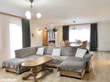 Dom + osobne mieszkanie, wszystkie media + garaż na 2 samochody