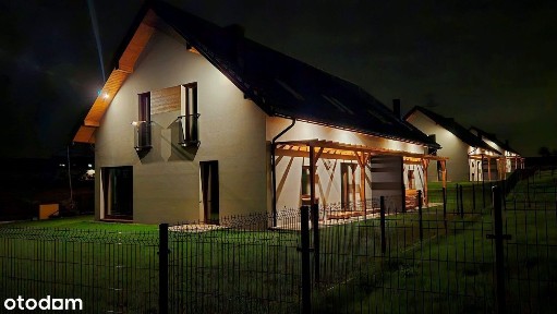 Dom z tarasem i dużym ogrodem - alarm, klima, rolety, odkurzacz centr.