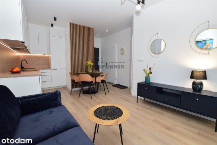 2 pokoje,balkon,garaż,komórka,Strobanda,Jar