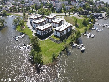 Apartament nad brzegiem Jezioraka.