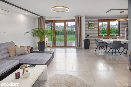 Nowoczesny, komfortowy dom w spokojnej okolicy