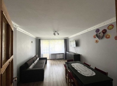Sprzedam mieszkanie 52m2 3 pokoje, balkon, piwnica