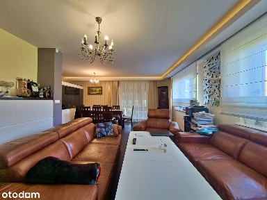 Dom w Radomiu z dużą działką i domkiem gościnnym.