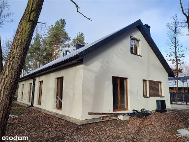 Przytulna parterówka w lesie sosnowym