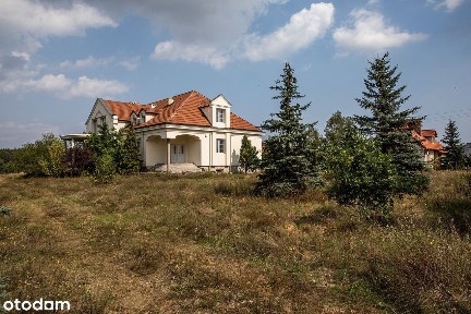 Rezydencja w Niwach (gmina Osielsko)