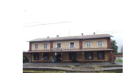 Skoczów, ul. Mickiewicza 42 - lokal w budynku dworca