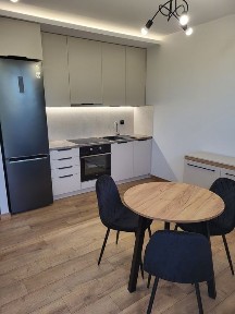 Do wynajęcia nowy 42m2 apartament z klimatyzacją ENKLAWA START