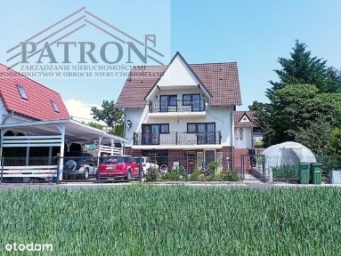 Atrakcyjny dom z garażem (2004) w Nowogrodźcu
