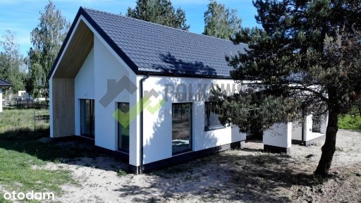 Funkcjonalny dom z dużą działką