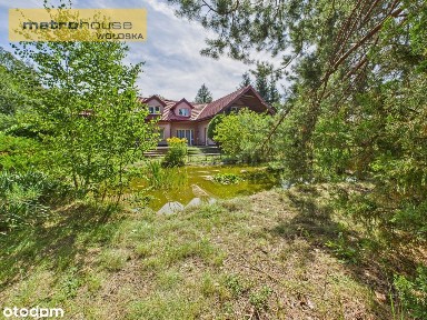 Dom wraz z warsztatem samochodowym trzystanowiskowym