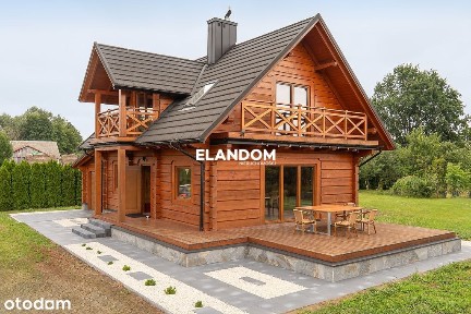 Dom drewniany w stylu góralskim