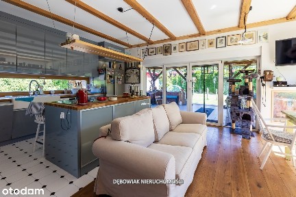 Atrakcyjny dom nad jeziorem Jezierzyckim