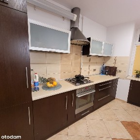 Mieszkanie w odremontowanej kamienicy na wysokim parterze