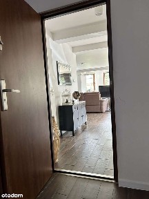 Przestronny dom z niezależnymi apartamentami pod wynajem