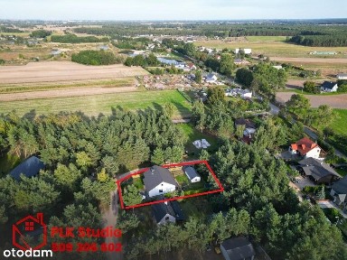 Pasywny dom w lesie, ze światłowodem