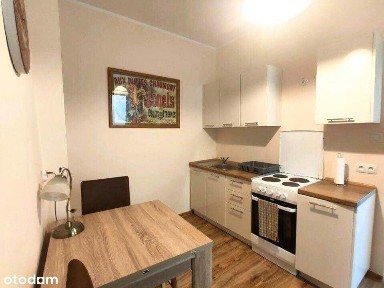 Przytulna kawalerka w ścisłym centrum na Rynku ! Po remoncie !