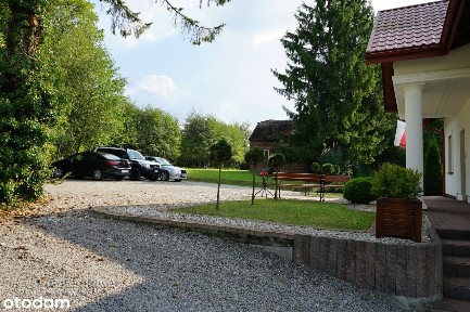 Dom wolnostojący, działka 16ar,garaż na 10 samochodów