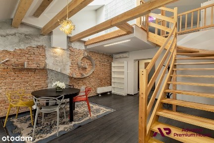 Dwupoziomowe mieszkanie w Centrum