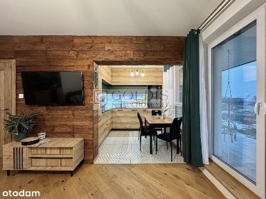 Stylowe 3 pokoje z garderobą i tarasem