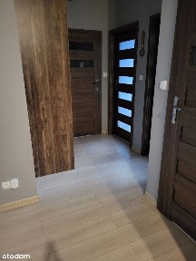 Mieszkanie 3 pokoje, miejsce postojowe i komórka.