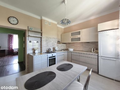 Łosień. Funkcjonalny dom z działką.Również dla pracowników.