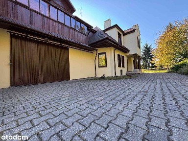 Nieruchomość na sprzedaż