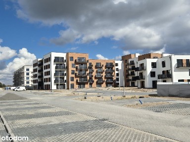 Taras i 2 Ogródki| 2pok 50m2| Osobna kuchnia Nowe!