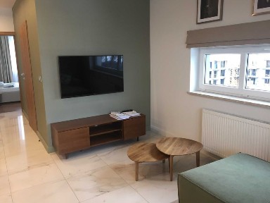 wynajmę mieszkanie 3 pokojowe z garażem