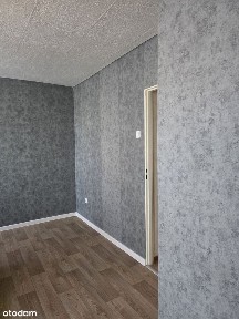 Duża kawalerka - wysoki parter - obok Lidla