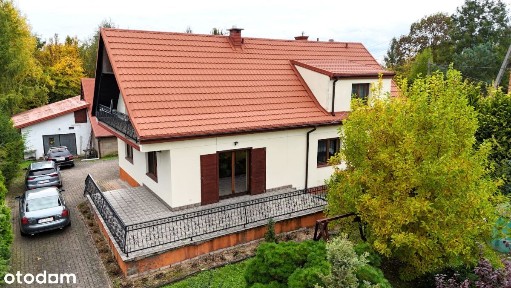 Jadowniki - dom i 97 arów działki