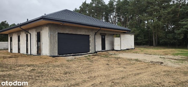 DOM z GARAŻEM na 2 AUTA Stan TYNKI- ELEKTRYKA- HYDRAULIKA-POSADZKI-