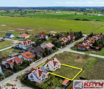 dom w stanie deweloperskim w Głogowie.