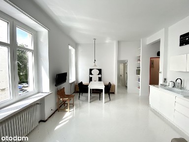 Klimatyczne mieszkanie w pięknej kamienicy- w samym sercu Gdyni