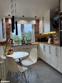 Przestronne 3-pokojowe mieszkanie z balkonem