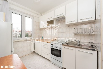 3 pokoje z osobną kuchnią w świetnym stanie