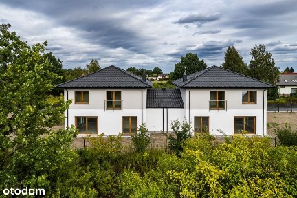 Bliźniak łączony garażem,autobus do Metra Kabaty 30min. Konstancin2min