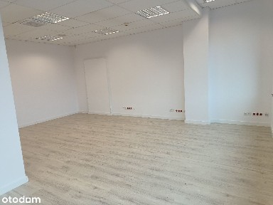 Pokój biurowy I 37,88 m2 I z pom socjalnym