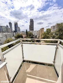 Kawalerka z balkonem przy Żelaznej