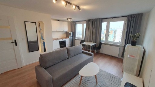 Kawalerka dla 1 osoby/pary na Krzykach, czynsz w grudniu za pół ceny!