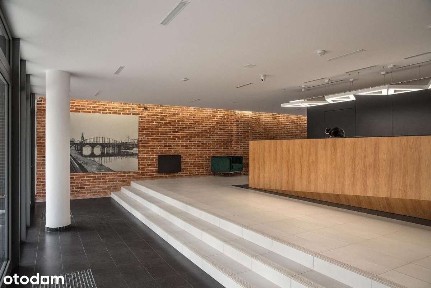 Apartament z ogródkiem i parkingiem! Centrum!