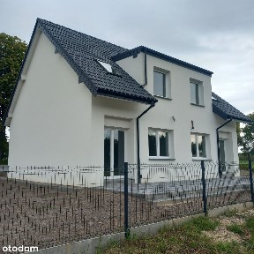 ŚWIĄTECZNA OBNIŻKA CENY - Prawa połowa bliźniaka, 2 km od centrum