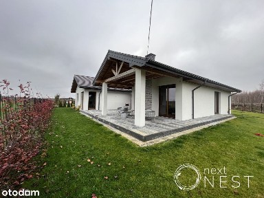 Elegancki dom w Walendowie garaż fotowoltaika