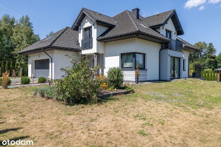 Nowoczesny Dom z Basenem