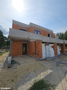 1/2 bliźniaka stan developerski z garażem i pompą ciepła