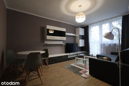 3 pokoje na 2 piętrze w bloku