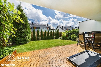 Komfortowe mieszkanie z dużym ogrodem i jacuzzi