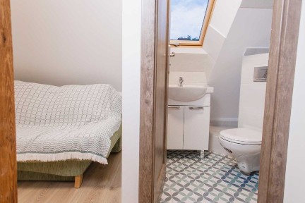 Kawalerka w Oławie 1850 zł - bez dodatkowych opłat.