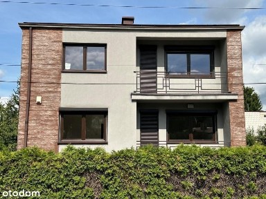 Dom piętrowy 103,5m2 i domek parterowy 43,5m2 na jednej działce