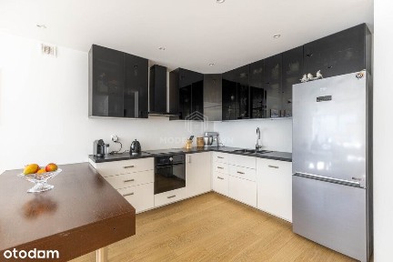 Atrakcyjny Segment Dwupiętrowy w Zgorzale