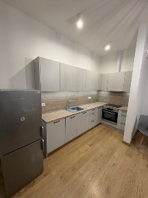 Przestronna kawalerka w centrum Szamotuł